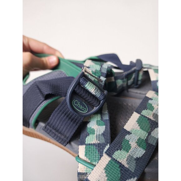 Chaco green navy blue geo print strappy sandal 7 men